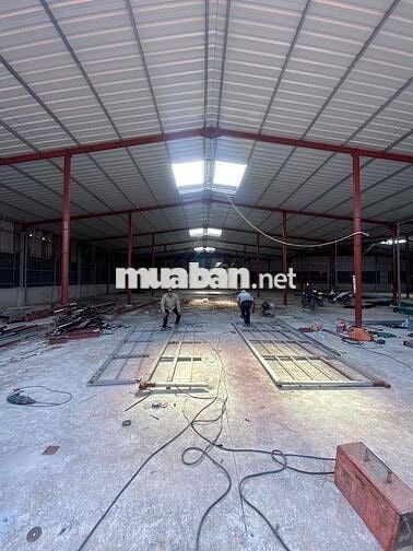 Cho thuê kho, xưởng 1200m2 Bà Điểm gần Ql1A