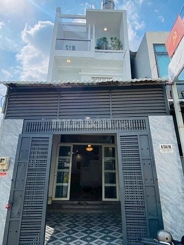 Bán nhà MT Thạnh Xuân 39, 1tr 2 lầu 1 tum , Gía chỉ 4,7 tỷ . Qúa rẻ