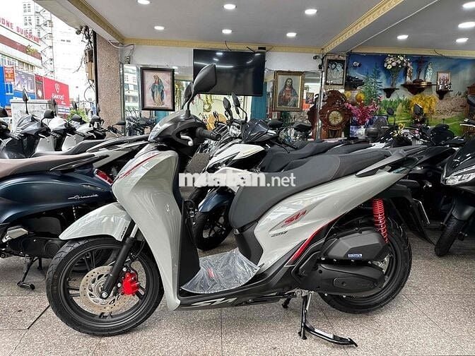 SH 160i ABS 10/2025 Xám XM 540 Km Bao Sang Tên