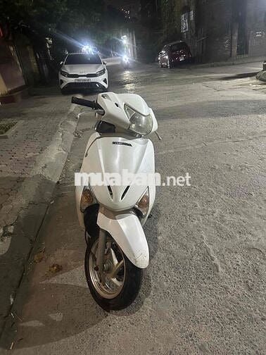 xe hon đa máy êm , như hình