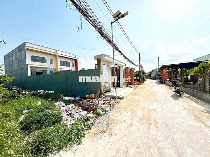 Bán Nhà Sân Vườn MỸ HẠNH NAM 2tỷ350 Bao Hết Thuế