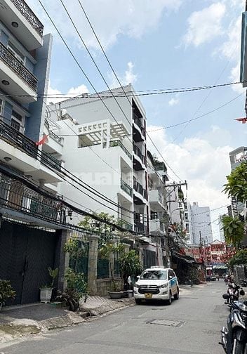 Tiện xây cao tầng - Kế Metro số 4 - 6 x 21m - Hẻm xe tải thông 