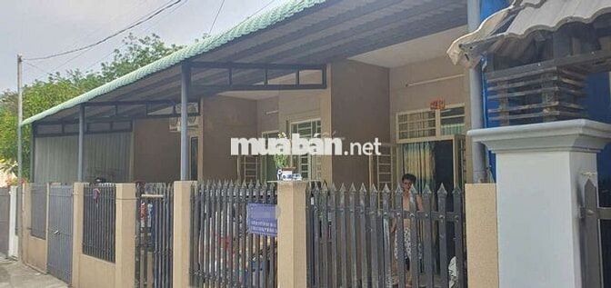 NHÀ 222M2 NGANG 12M ĐƯONG XE HƠI ĐANG CHIA LÀM 3 CĂN Đ NGUYỄN V THÀNH