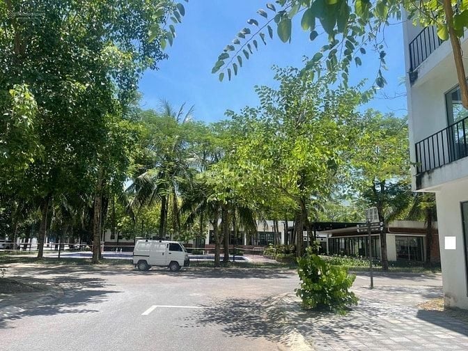 Biệt thự góc khu 1C Spring Valle Ecopark