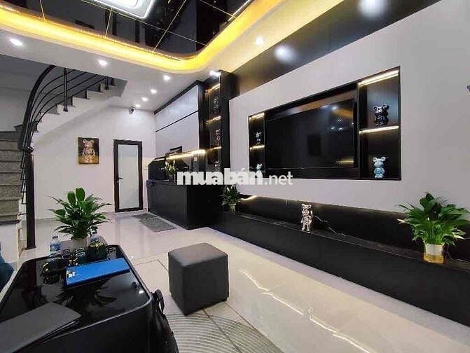 Chinh Chủ Bán Khâm Thiên 35m x 4 tầng -Full Nội Thất -Ngõ Rộng