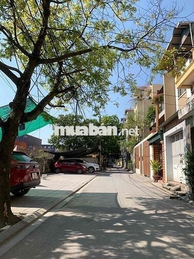 Cùng tầm tài chính đây sẽ là đẹp nhất đường to như sân bay có chỗ đỗ