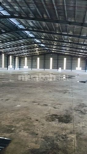 Bán kho xưởng trong  KCN Hòa Bình , Long An , KV: 8.500m2, XD: 5.400m2