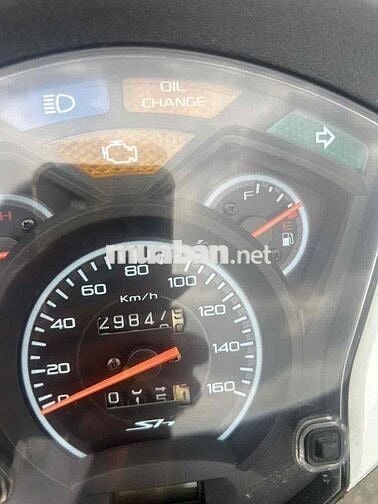 xe dẹp  phụ nữ đi