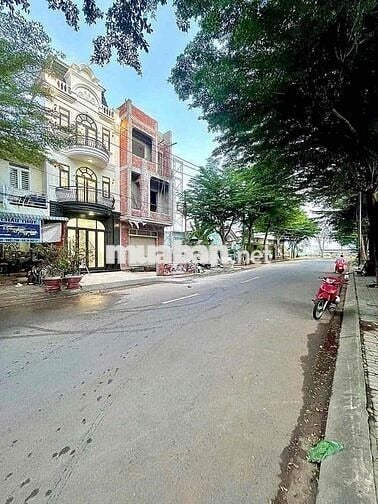 BÁN NHÀ ĐẸP MẶT TIỀN ĐƯỜNG XUÂN HỒNG GẦN BỆNH VIỆN NHI ĐỒNG