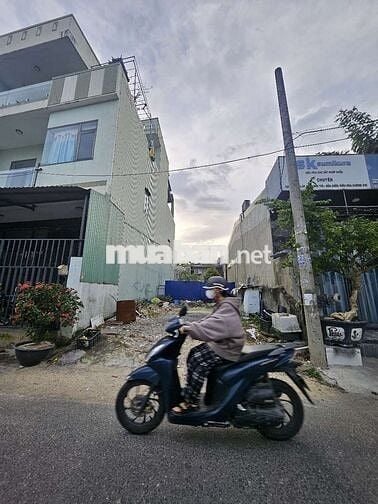 Bán Mặt tiền Bình Kỳ. Chuẩn Bị mở đường 7m5. HÒA QUÝ. Giá 4 tỷ 390