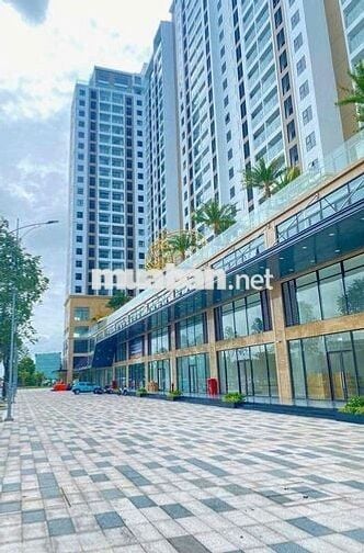 Bán căn hộ 3 phòng ngủ Block A tầng 12A đủ nội thất!