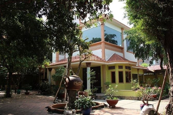 Bán Gấp Biệt Thự sân vườn:Thống Nhất, P11,Gò Vấp_DT đất: 1.244m2