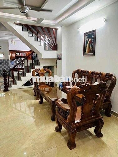 nhà giáp Gò Vấp chỉ hơn 4 tỷ. tôi chính chủ