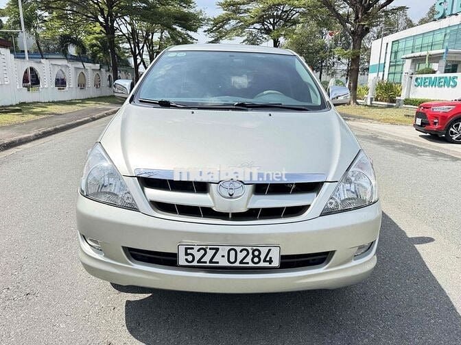 Toyota Innova 2006 G - 26.000 km rin 99%