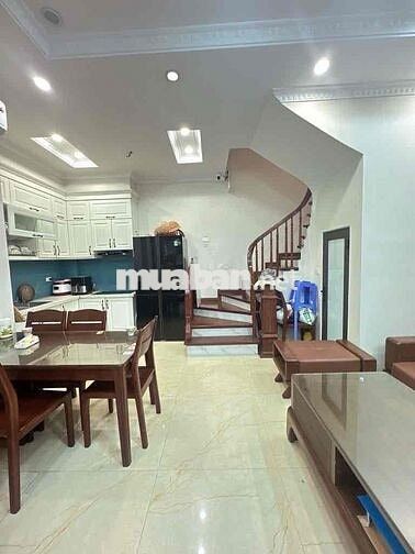 BÁN NHÀ BÁT KHỐI, GẦN CẦU VĨNH TUY,  Phường LONG BIÊN, 7 Tỷ