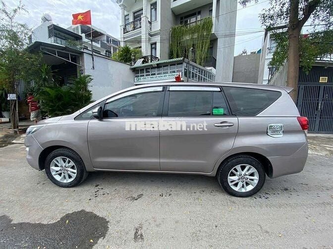 Toyota Innova 2019 2.0E 110.000 km