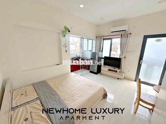 Căn hộ 1 Phòng ngủ Ban công Ngay Công Viên Gia Định Full nội thất