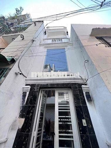 Nhà Hoàng Hoa Thám cho thuê - 2p 2wc - p7 - Bình Thạnh