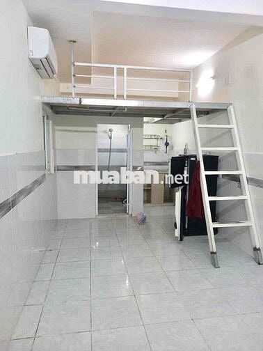 Phòng trọ giá rẻ có thang máy Âu Dương Lân Q8 kế cầu Chữ Y