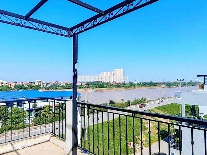 Cho Thuê Nhà Ngọc Thụy Long Biên Gara ô tô 123m 4 tầng 5p Ngủ Giá 25 t