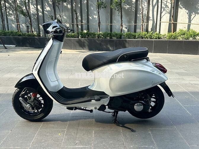 Vespa sprint 2016 không zin tặng xe