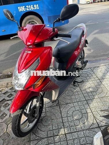 Honda Click 2011 màu Đỏ