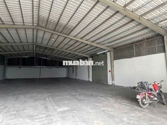 CHO THUÊ NHÀ XƯỞNG 650M2 TRONG KCN LÊ MINH XUÂN – TRẦN ĐẠI NGHĨA