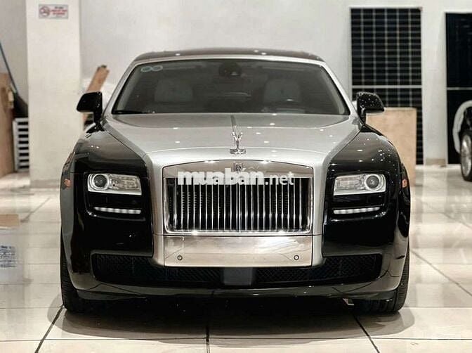 66 981 2011 EWB 6.6 V12 - 49000 km