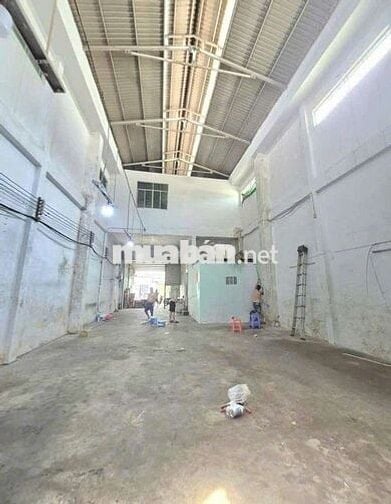 CHO  THUÊ  KHO  XƯỞNG ( 212 m2)  PHƯỜNG  TÂN  TẠO. QUẬN  BÌNH  TÂN