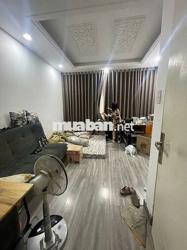 Em cho thuê nhà hẻm VIP Nguyễn Công Hoan 4x11m, 4 lầu 4pn, giá 20 tr