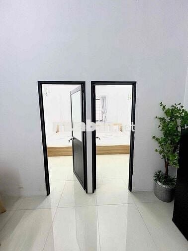 CHO THUÊ 2PN 4NG4XE GẦN ETOWN - CẦU VƯỢT HOÀNG HOA THÁM - NHÀ GA T3