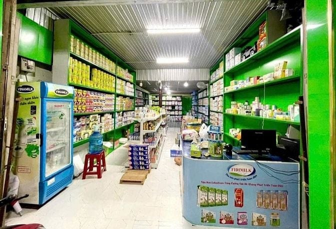 Cửa hàng bách hóa cần 2 nam/ nữ làm dịp cuối năm 