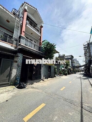 nhà cho thuê mặt tiền 4x18 3 tầng