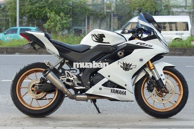 bán R15 v3 đời 2020, máy zin hỗ trợ góp 0đ nhận xe