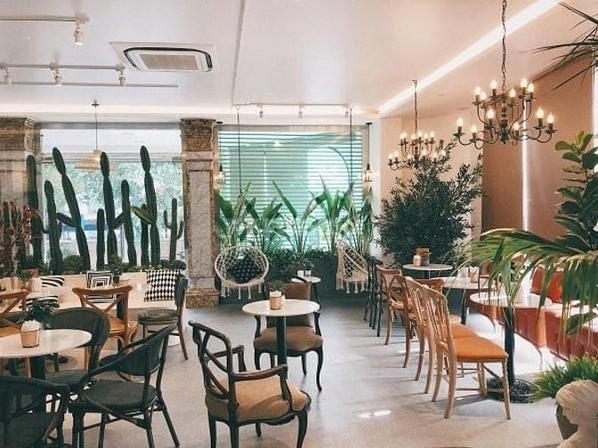 Tòa nhà ngay trường chinh Q.Tân Bình - Dtích: 9.5x 32m kc 10 tầng