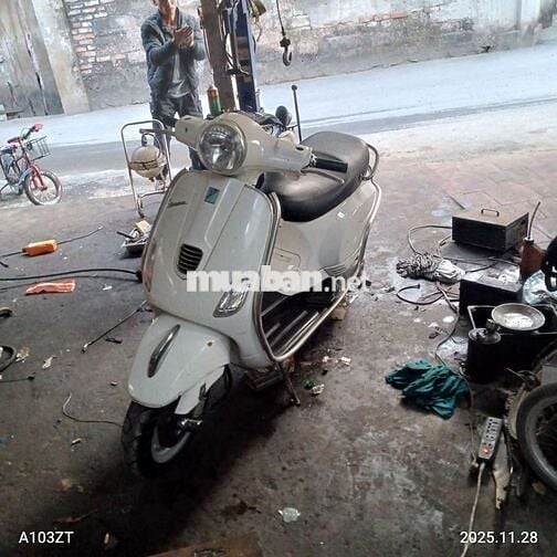 Bán cho bác nào cần LX3vie