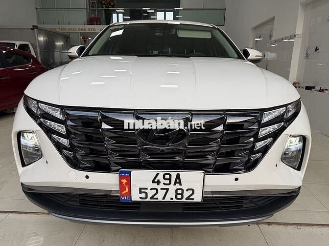 Hyundai Tucson 2022 2.0 AT Đặc biệt - 18000 km