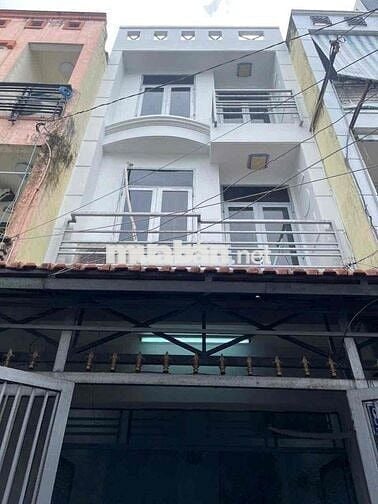 Nhà 3 tầng HXH 4,2x11m Trường Chinh 2PN3WC, GĐ ở,vp,KDOL ok, chốt 11tr