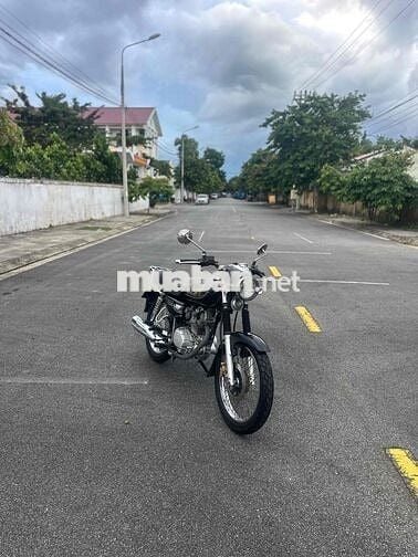 Xe máy Husky màu Đen