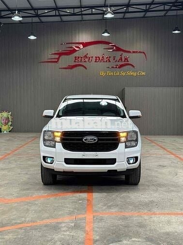 Ford Ranger 2023 XLS AT 2 cầu