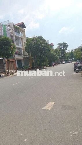 Nhà cho thuê khu Tên lửa Dt 4x20. Xây 3,5 tấm làm văn phòng cty 21 tr