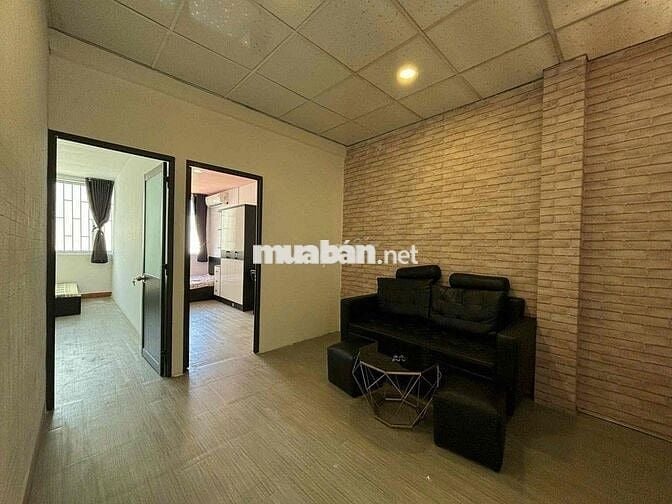 Cho thuê căn hộ 2PN - 1WC (70m2)full cửa sổ thoáng đủ nội thất CMT8 Q3