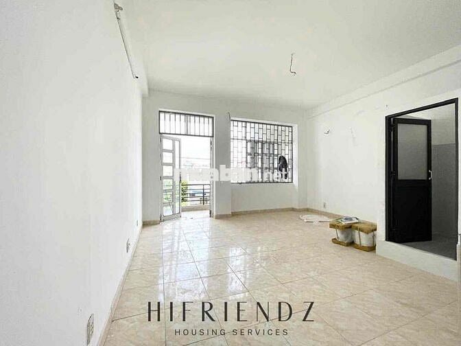 PHÒNG MỚI XÂY - SẼ LÊN GÁC CAO - BANCOL ĐÓN NẮNG GIÓ TỐT - SÁT AEON TP