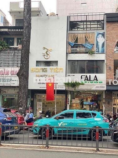 Mặt tiền đường 3/2 Quận 10, Trệt 2 Lầu, Giá 40tr