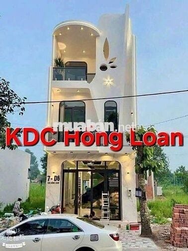 NHÀ 2 LẦU NỘI THẤT CAO CẤP - KDC HỒNG LOAN