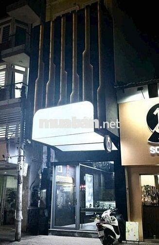 NHÀ CHO THUÊ TRỐNG SUỐT MẶT TIỀN QUẬN 3