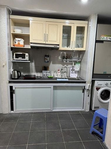 Cho thuê căn hộ tập thể Bộ Thủy sản ngõ 20 Nguyễn Công Hoan 