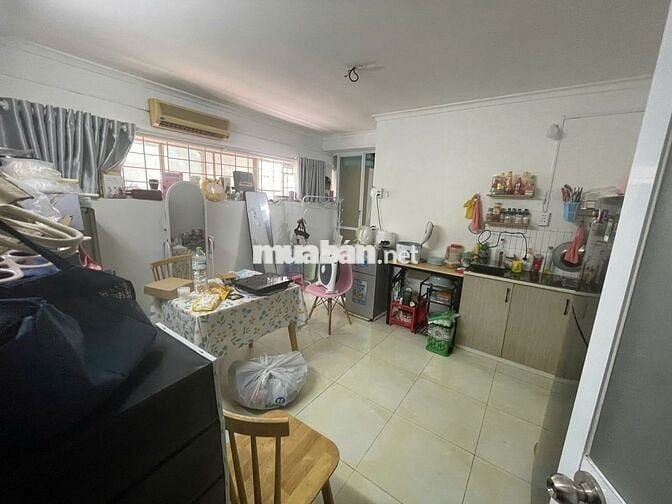 Tìm bạn nữ ở ghép 2tr200/tháng phòng 45m2, full nội thất, Q.Tân Bình