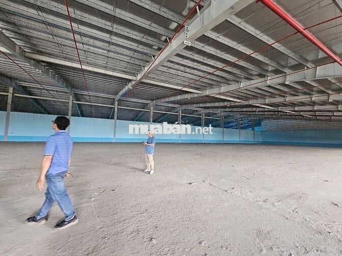 Bán kho xưởng KCN Đức Hòa , Long An, giá bán: 155 tỷ , đường container
