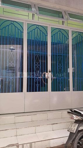 Chính chủ cho thuê nhà lâu dài 4m X 8m, 3 pngủ, 3 VS, ngay BX Miền Tây